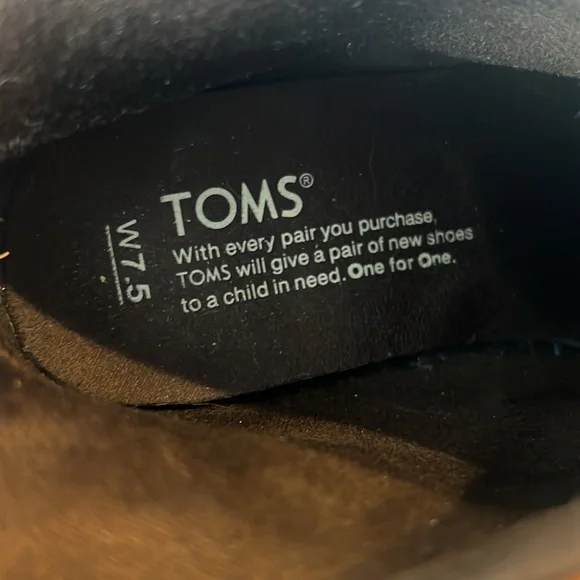Tom’s Leather Booties - Picture 4 of 5